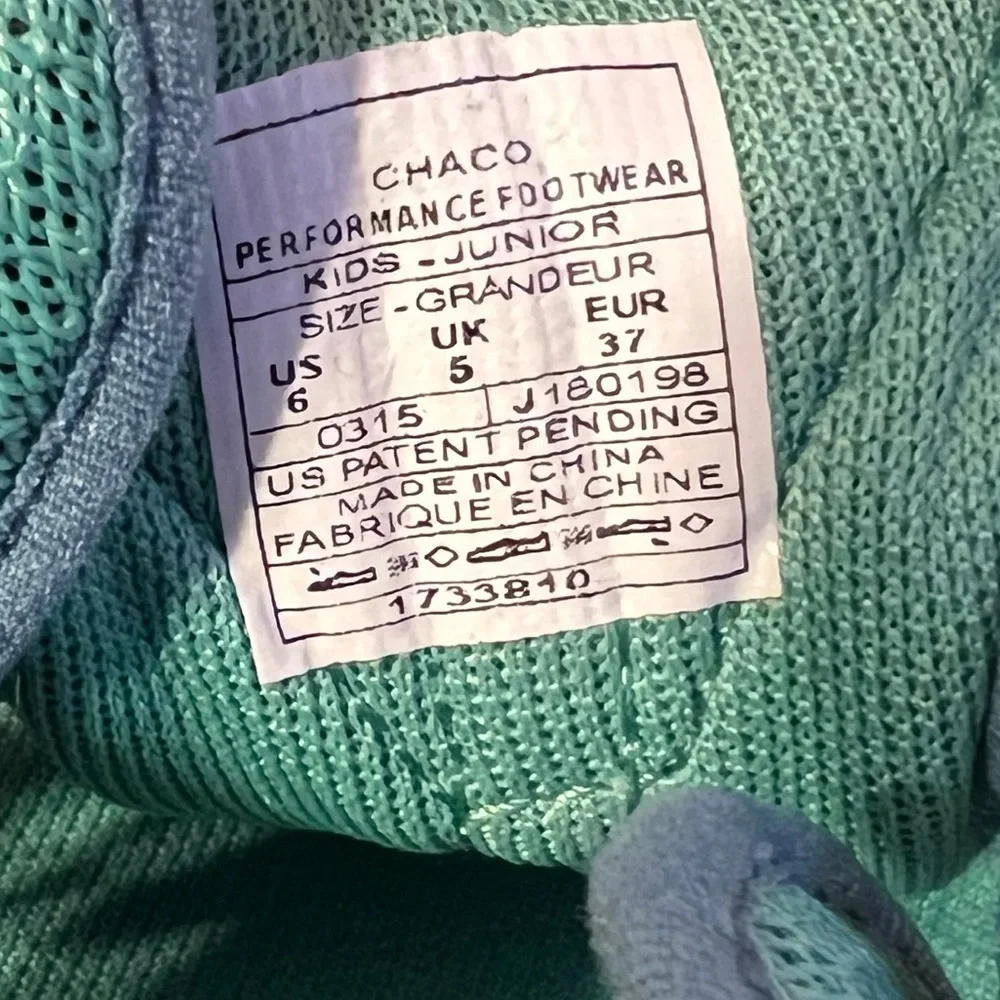 Chaco Outcross Sneaker in Teal Size 6 Junior/Kids